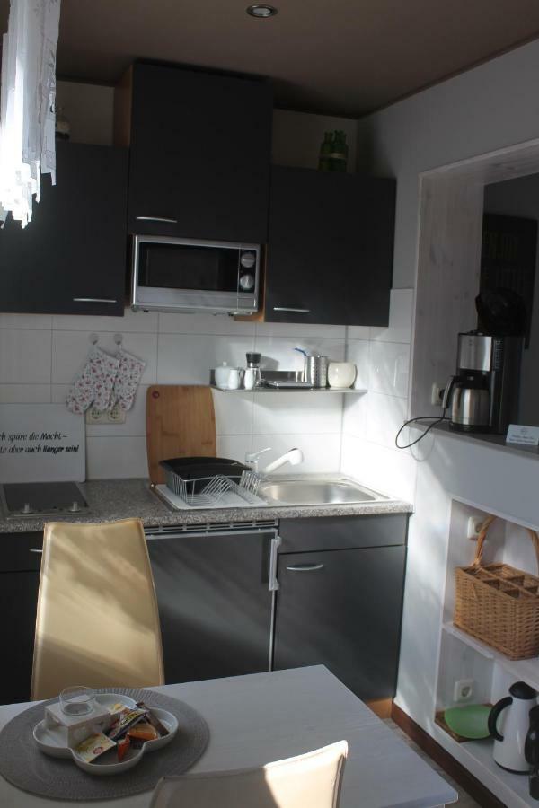 Ferienhaus Kleine Hexe 塔勒 外观 照片